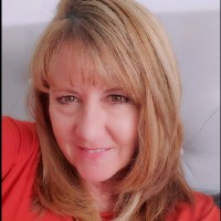 Linda Hamilton Email & Phone Number
