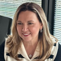 Vivien Currie Email