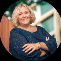 Sirv Employee Samantha Lovett's profile photo