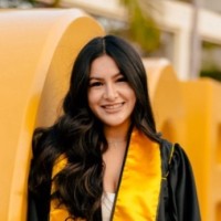 REVOLVE Employee Dalia Diaz's profile photo