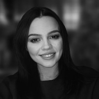 Shila Këllezi Email & Phone Number