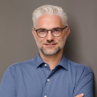 Daniel Sax Email
