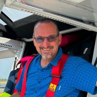 E-mail e número de telefone de Alex Kollep