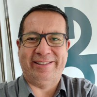 Roberto Santiago Chiriboga Benitez Email
