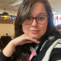 VR Industries Employee Roberta Bueno's profile photo