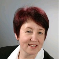 Ursula Leisten Email
