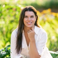 Angela Andrews Email & Phone Number