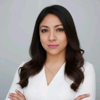 Carla Nuñez Email