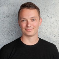Thomas Brosch Email