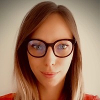 Caroline Combe Email