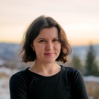 Relevent Employee Lucy Hartwell's profile photo