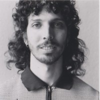 Etienne Vles Email