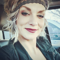 Ideal Linen Employee Nikki Lytle's profile photo