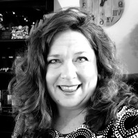 Kimberly Robertson Email & Phone Number