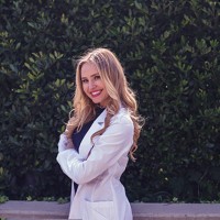 Schique Skincare Employee Jacqueline Stichter's profile photo