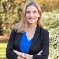 RE/MAX Executive Carolinas Employee Danielle Edwards's profile photo