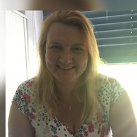 Michaela Vrsinska Email