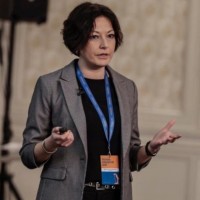 Alev Yalcinkaya Email