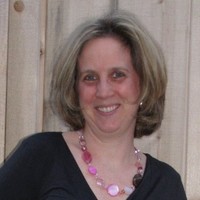 Pretty Picky Properties Employee Stephanie Kalis's profile photo