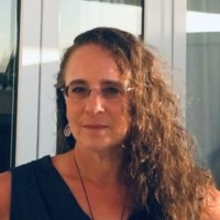 SHARE Cancer Support Employee Helen Falk's profile photo