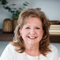 RE/MAX Concepts Employee Angela Loper's profile photo