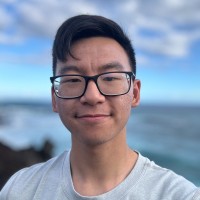 Handshake Employee Yi L.'s profile photo