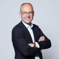 Ralf Ackermann Email