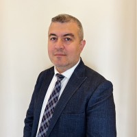 Uğur Şahin Email