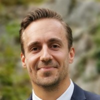 Fredrik Langeng Email