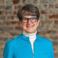 E-mail e número de telefone de Stacy McCall