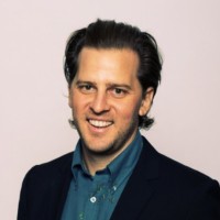 Charles Schwab Employee Jason Case's profile photo