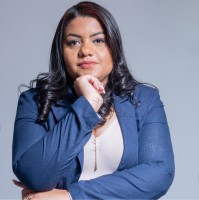 Keline Moura Email