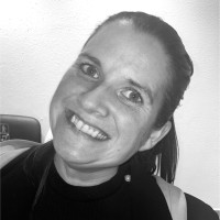 Claire Tolhurst Email