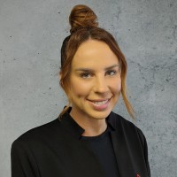 Alishia Izzo Email & Phone Number