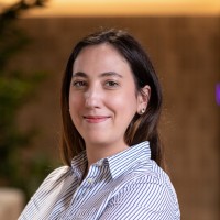 Renata Castro Email