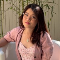 Wells Fargo Employee Trish le's profile photo