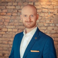 Tobias Spengler Email