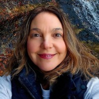 Angie Bruinooge Email & Phone Number