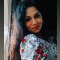 Gayatri Warang Email