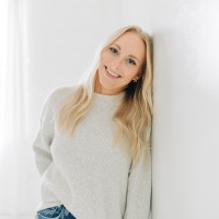 Lauren Constantine Email & Phone Number