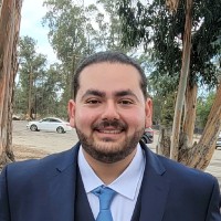 Abraham Arias Email