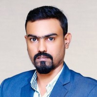 Zubair Qadri Email