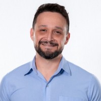 Clawiston Mantovani Email