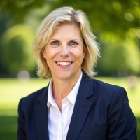 PartnerRe Employee Gretchen Juneau's profile photo