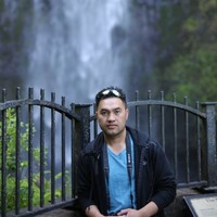 Kou Vang Email & Phone Number