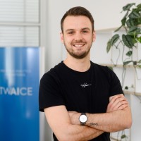 Manuel Richter Email