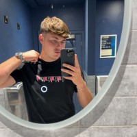 Climate Control Ltd Employee Harry Adlington's profile photo