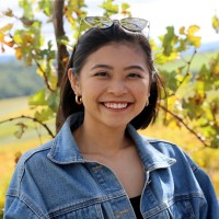 Yoga Movement Employee Justina Dominique's profile photo