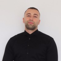 Golden Scissors. Employee Howan Sarkisian's profile photo