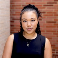 Hellen D. Email